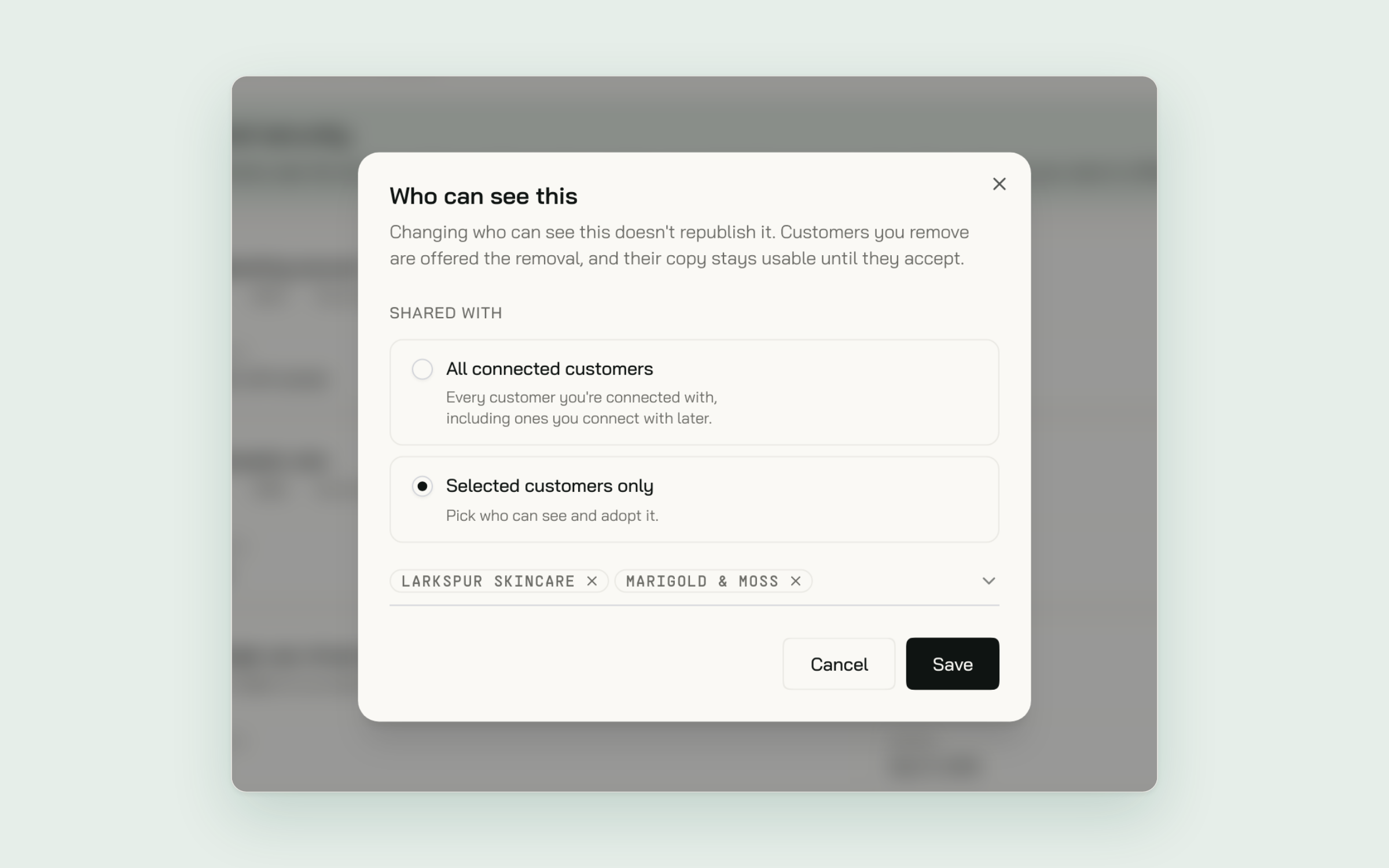 A vendor choosing who can see a payment method: all connected customers or selected customers